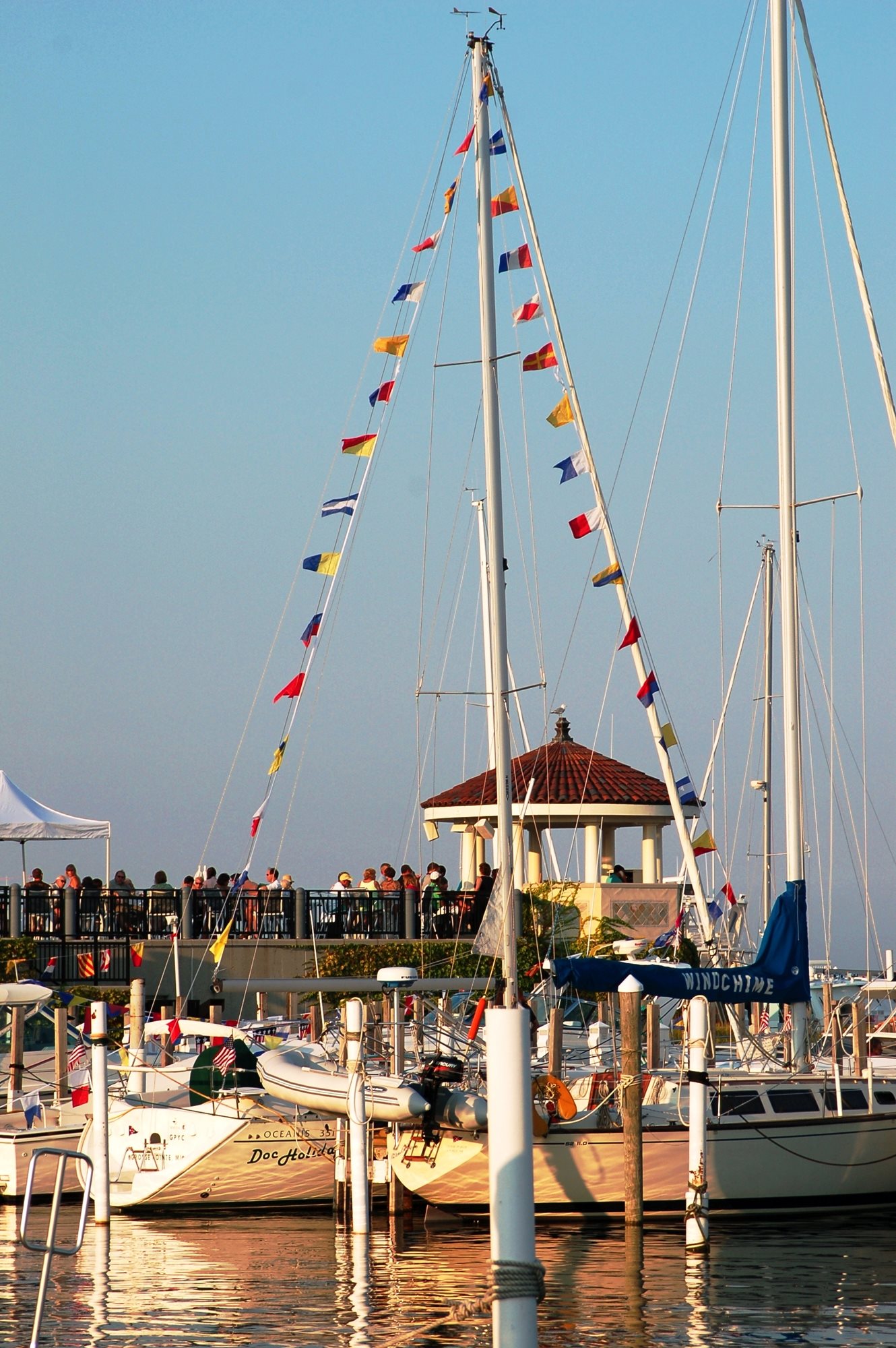 Gazebo_Bar_and_Harbor